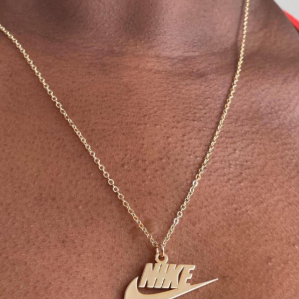 18 "Gold Plated Swoop Necklace